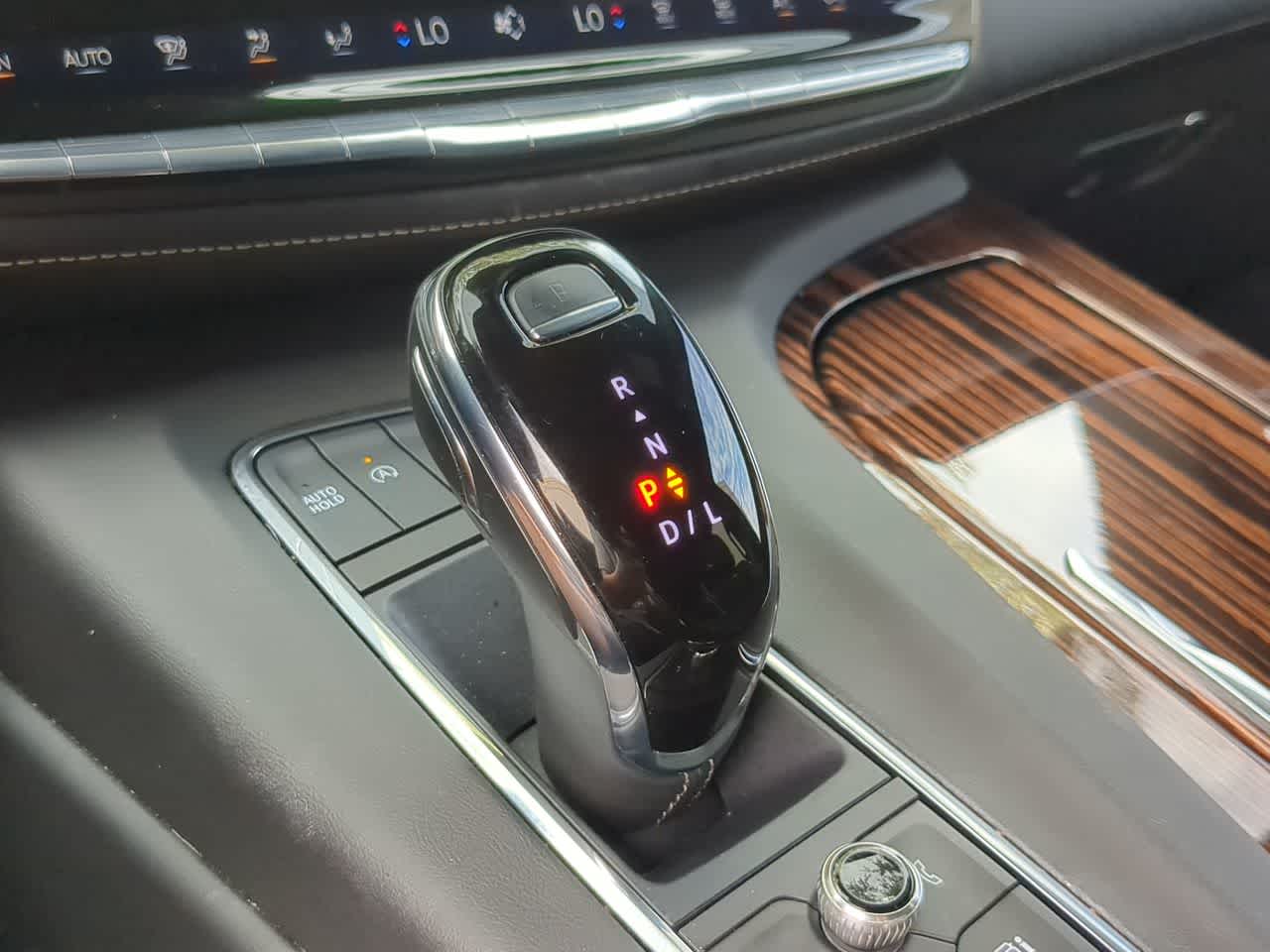 Thumbnail: 2023 Cadillac Escalade - 32