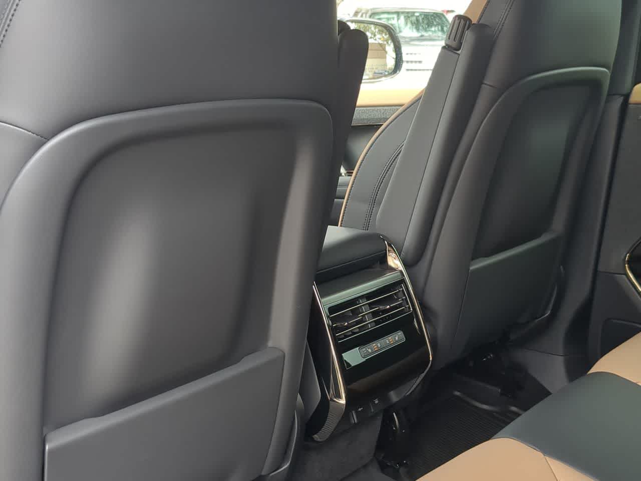 Thumbnail: 2025 Land Rover Range Rover Sport - 19