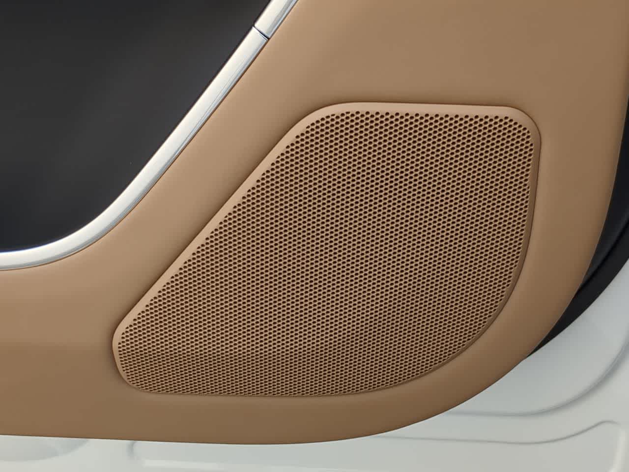 Thumbnail: 2026 Land Rover Range Rover - 33