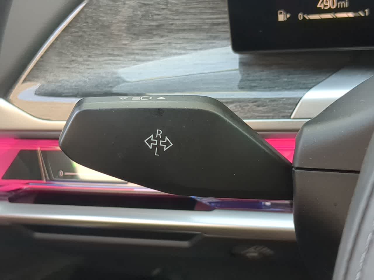 Thumbnail: 2025 BMW 7 Series - 28