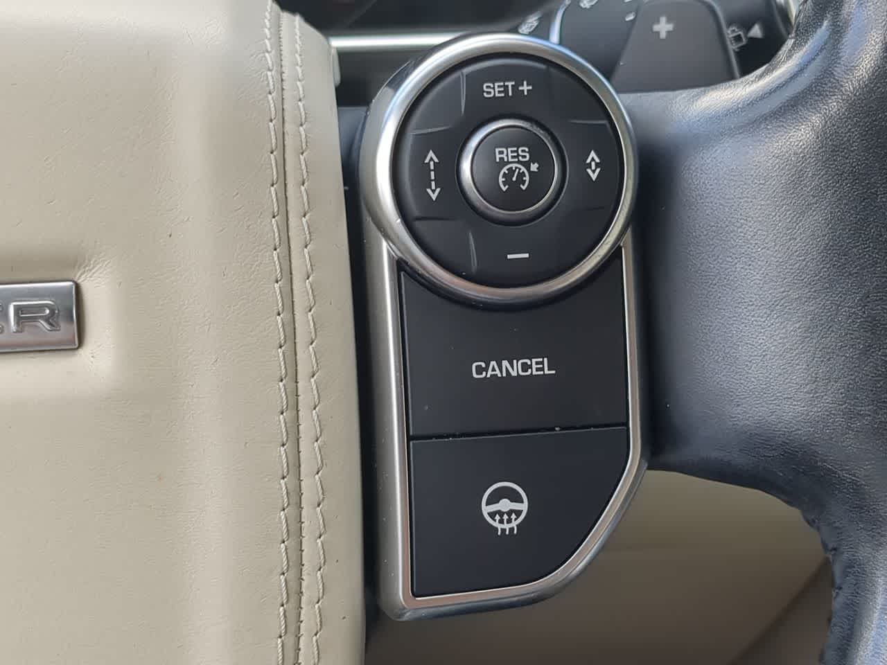 Thumbnail: 2017 Land Rover Range Rover - 25