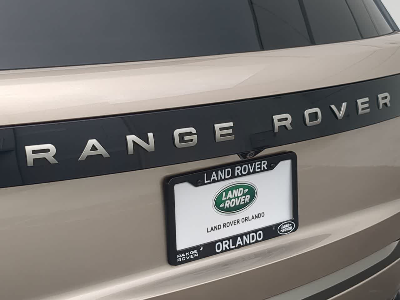Thumbnail: 2023 Land Rover Range Rover - 13
