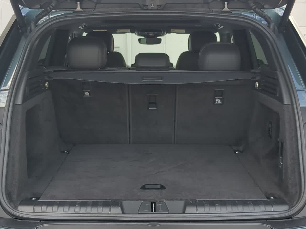 Thumbnail: 2025 Land Rover Range Rover Sport - 37