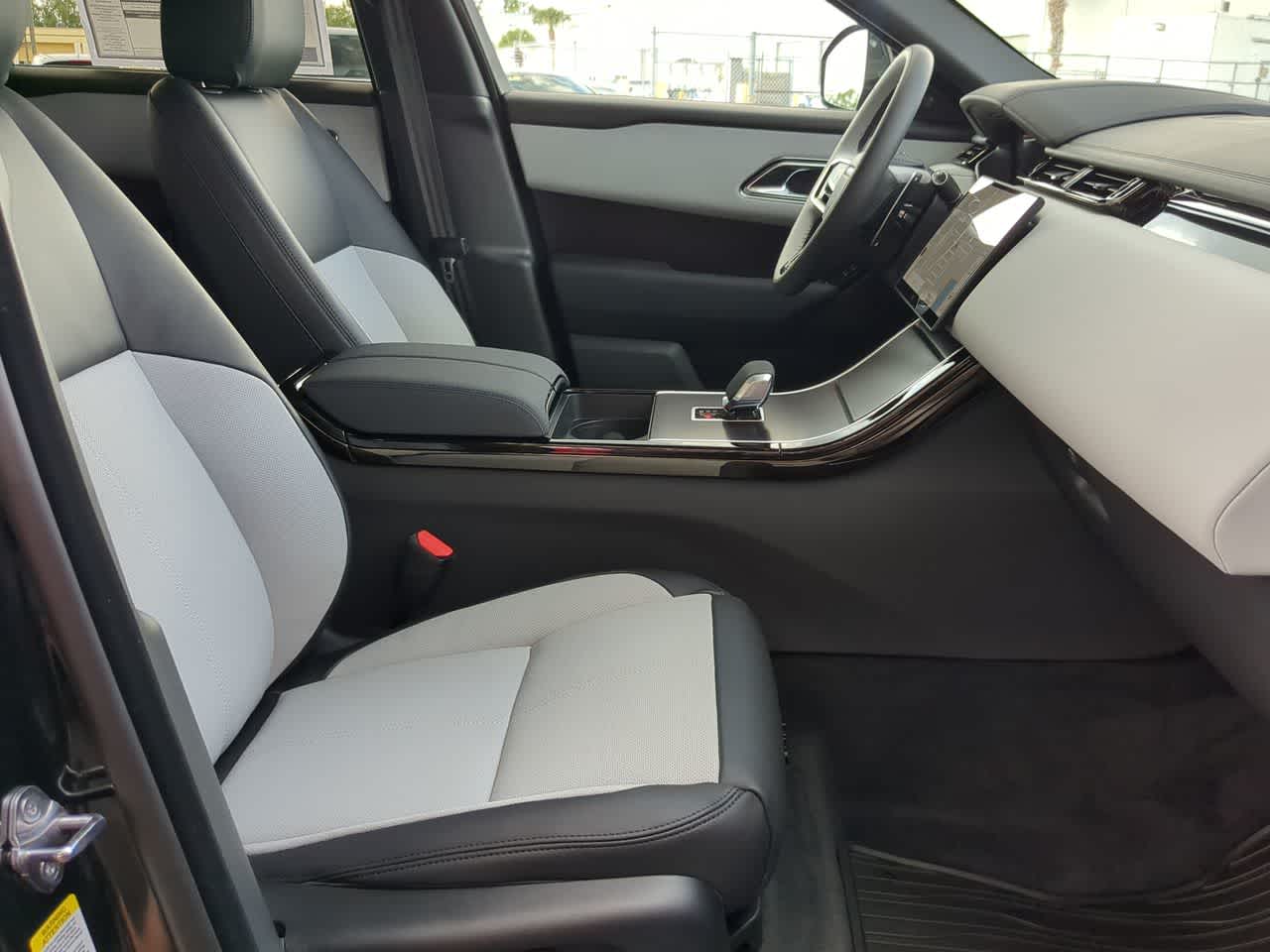 Thumbnail: 2026 Land Rover Range Rover Velar - 23