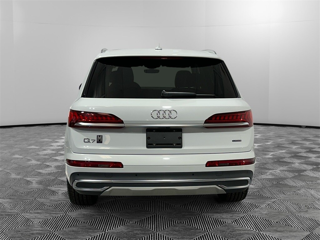 2022 Audi Q7 55 Premium Plus photo 4