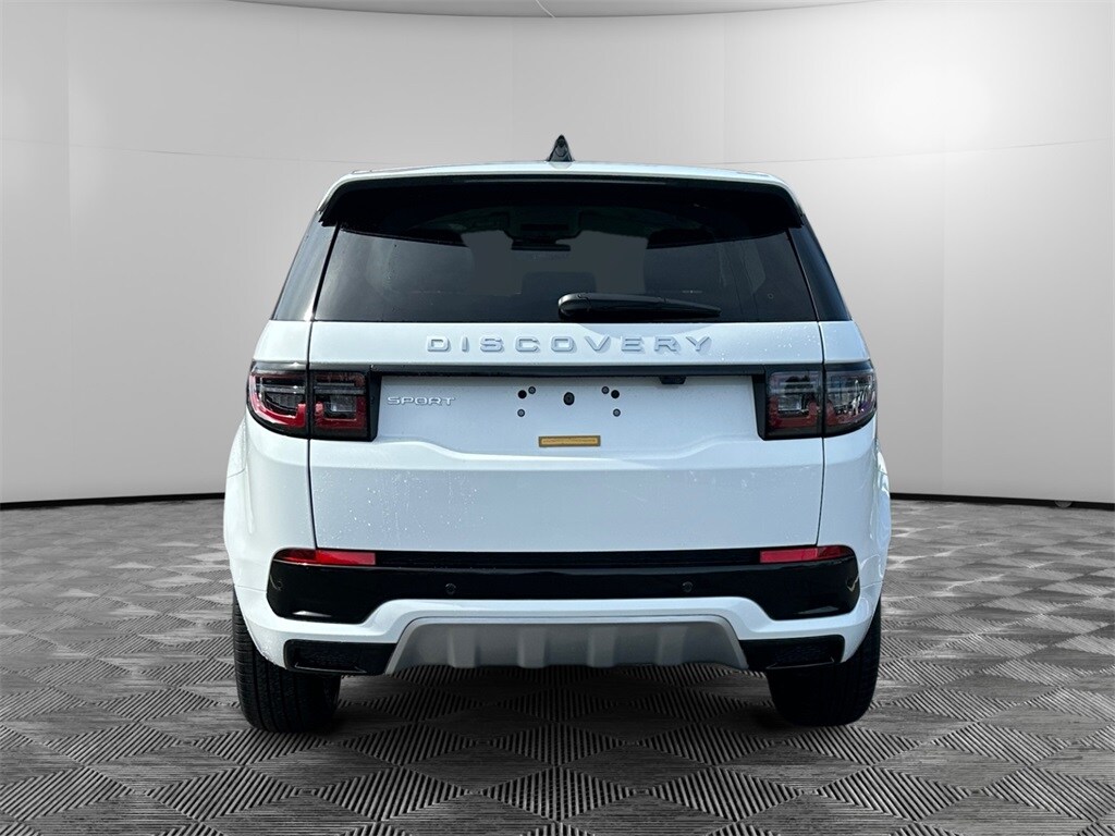 2025 Land Rover Discovery Sport S photo 4