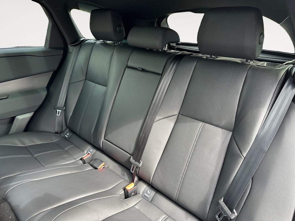 New 2025 Land Rover Range Rover Velar Dynamic SE SUV
