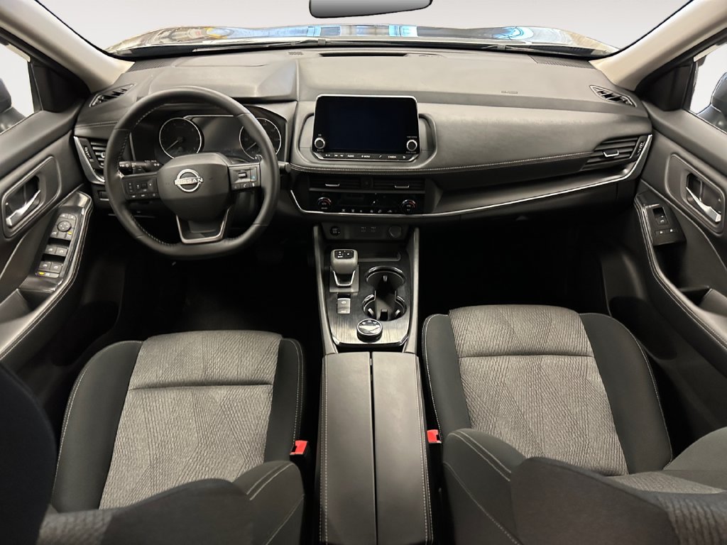 2025 Nissan Rogue SV - Photo 11