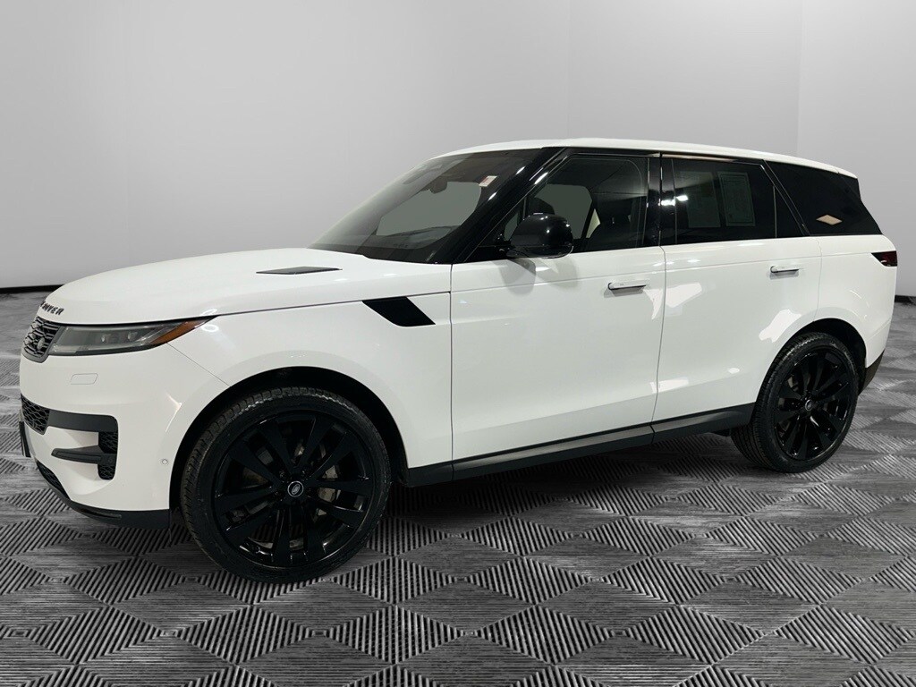 2023 Land Rover Range Rover Sport SE photo 2