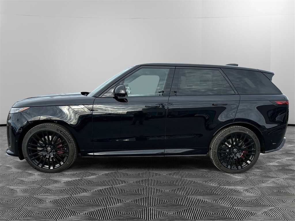 2025 Land Rover Range Rover Sport photo 2