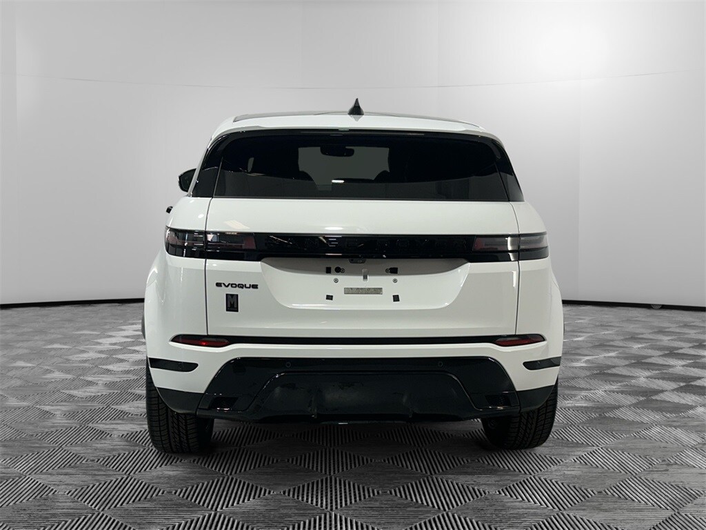 2024 Land Rover Range Rover Evoque Dynamic SE photo 2
