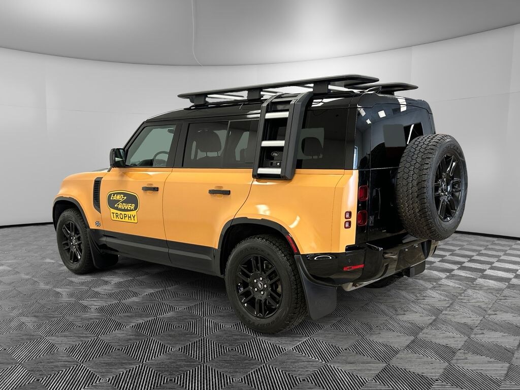 Used 2022 Land Rover Defender 110 X-Dynamic SE SUV