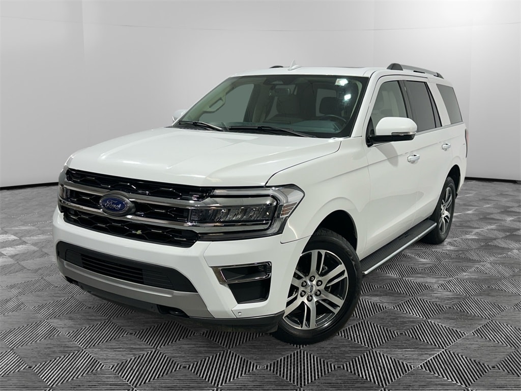 2022 Ford Expedition Limited's photo