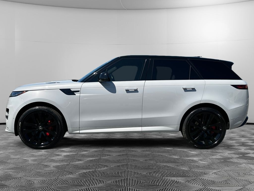 Used 2024 Land Rover Range Rover Sport Dynamic SE SUV