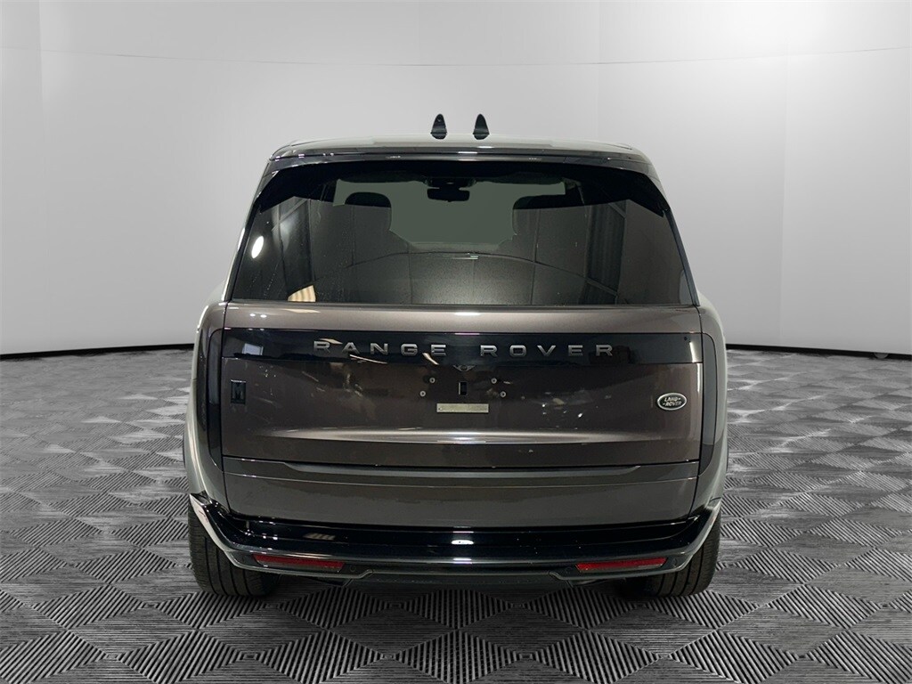 2023 Land Rover Range Rover First Edition photo 3