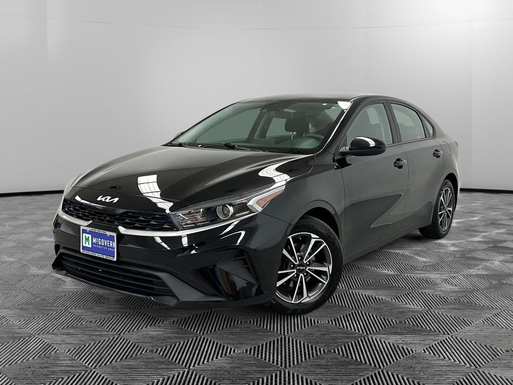 Used 2022 Kia Forte LXS Sedan