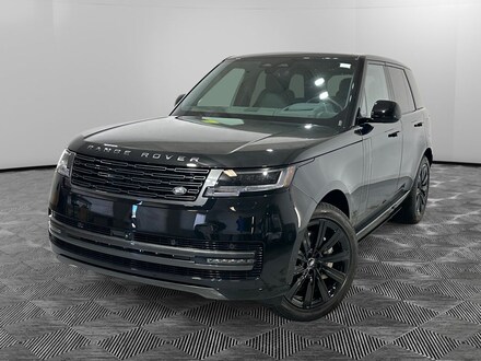 2025 Land Rover Range Rover Plug-In Hybrid SE SUV