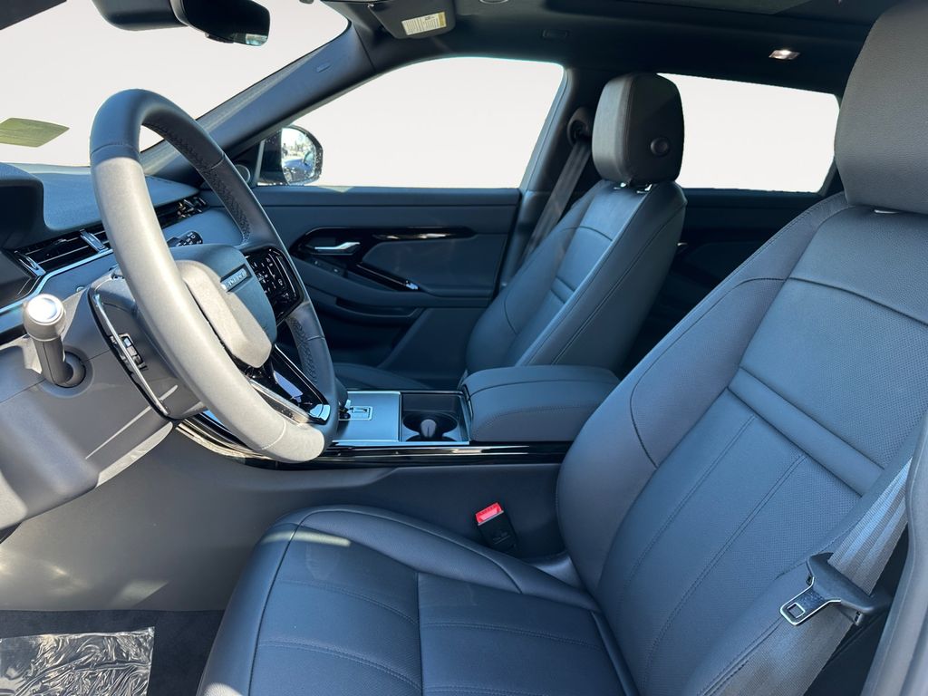 2026 Land Rover Range Rover Evoque Dynamic SE - Photo 9
