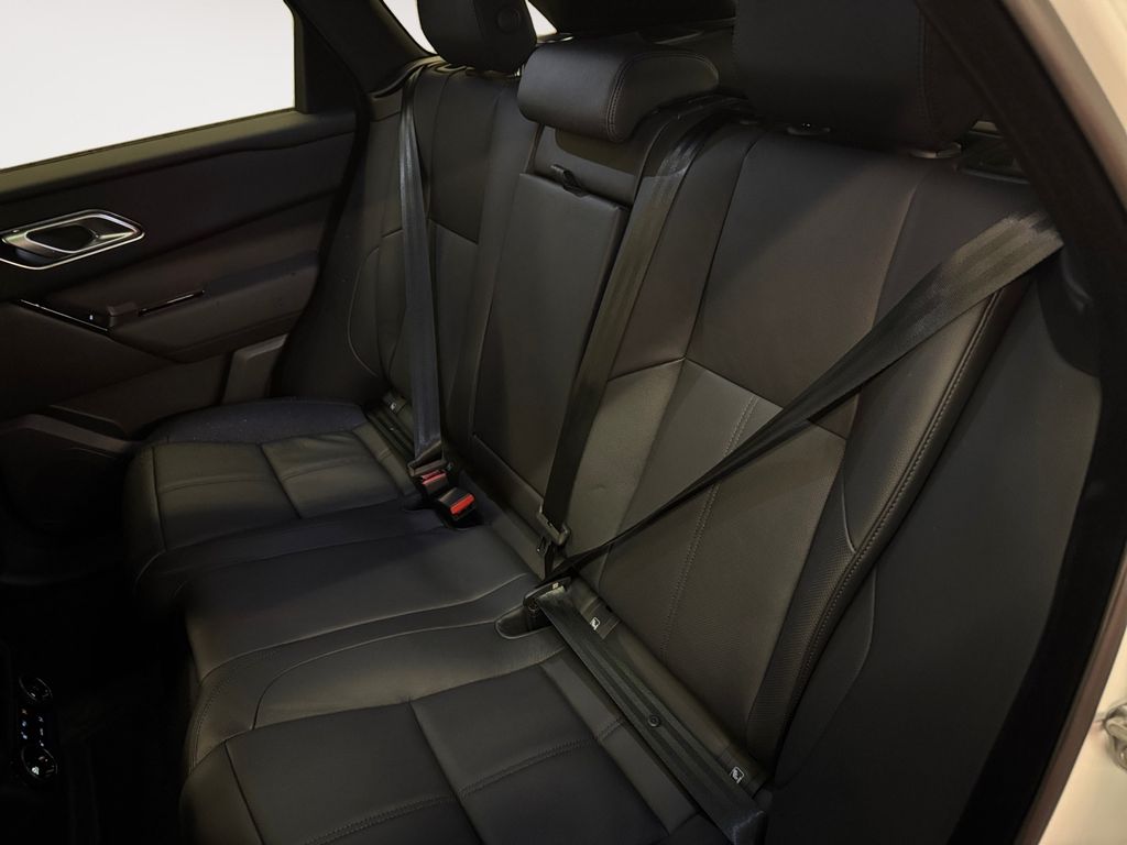 2026 Land Rover Range Rover Velar Dynamic SE - Photo 13