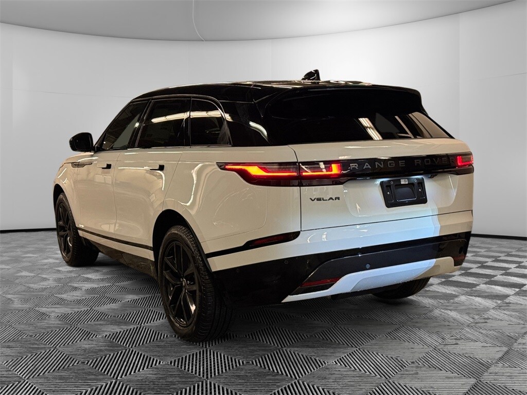 2026 Land Rover Range Rover Velar SE photo 3
