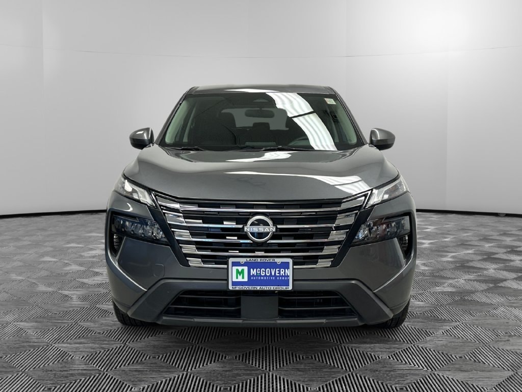 2025 Nissan Rogue SV - Photo 9