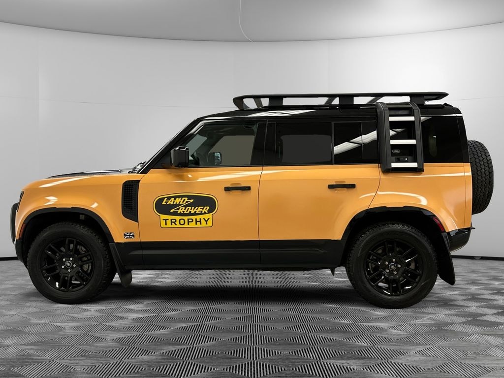 Used 2022 Land Rover Defender 110 X-Dynamic SE SUV