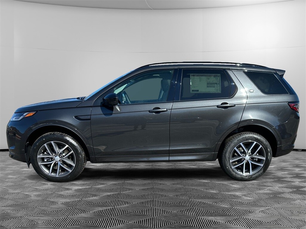2025 Land Rover Discovery Sport S photo 2