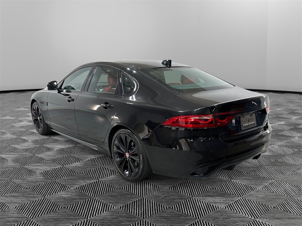 2021 Jaguar XF R-Dynamic SE photo 2
