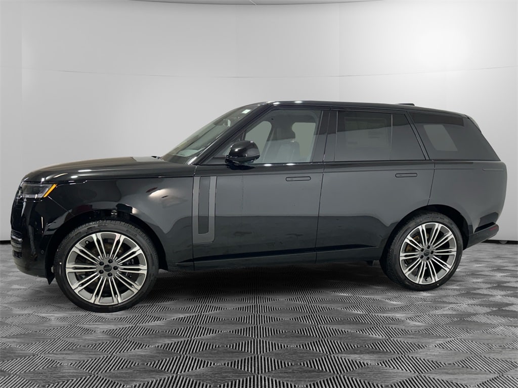 New 2026 Land Rover Range Rover SE SUV