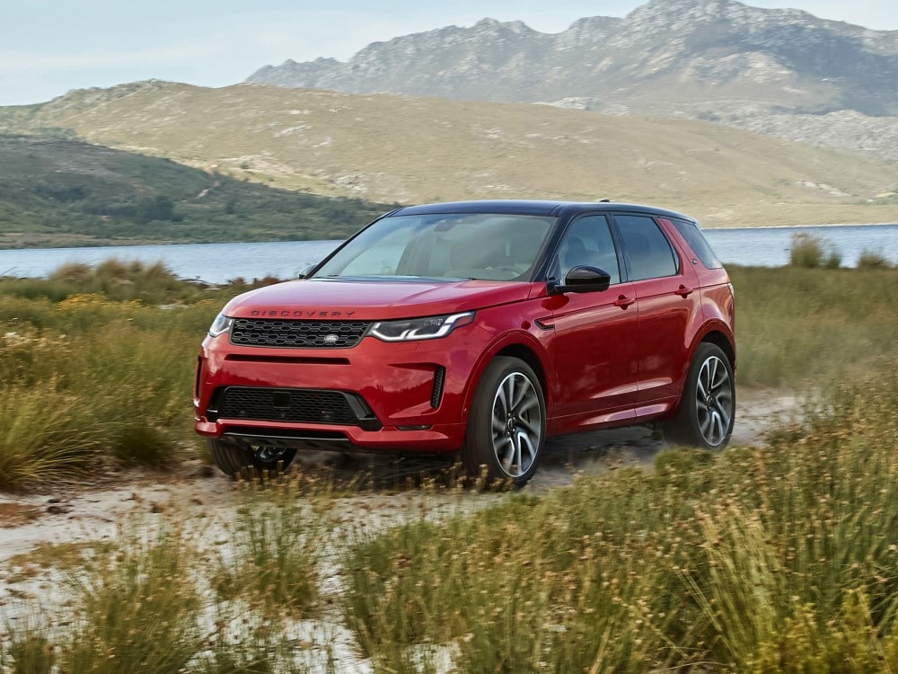Discovery Sport on sand near water