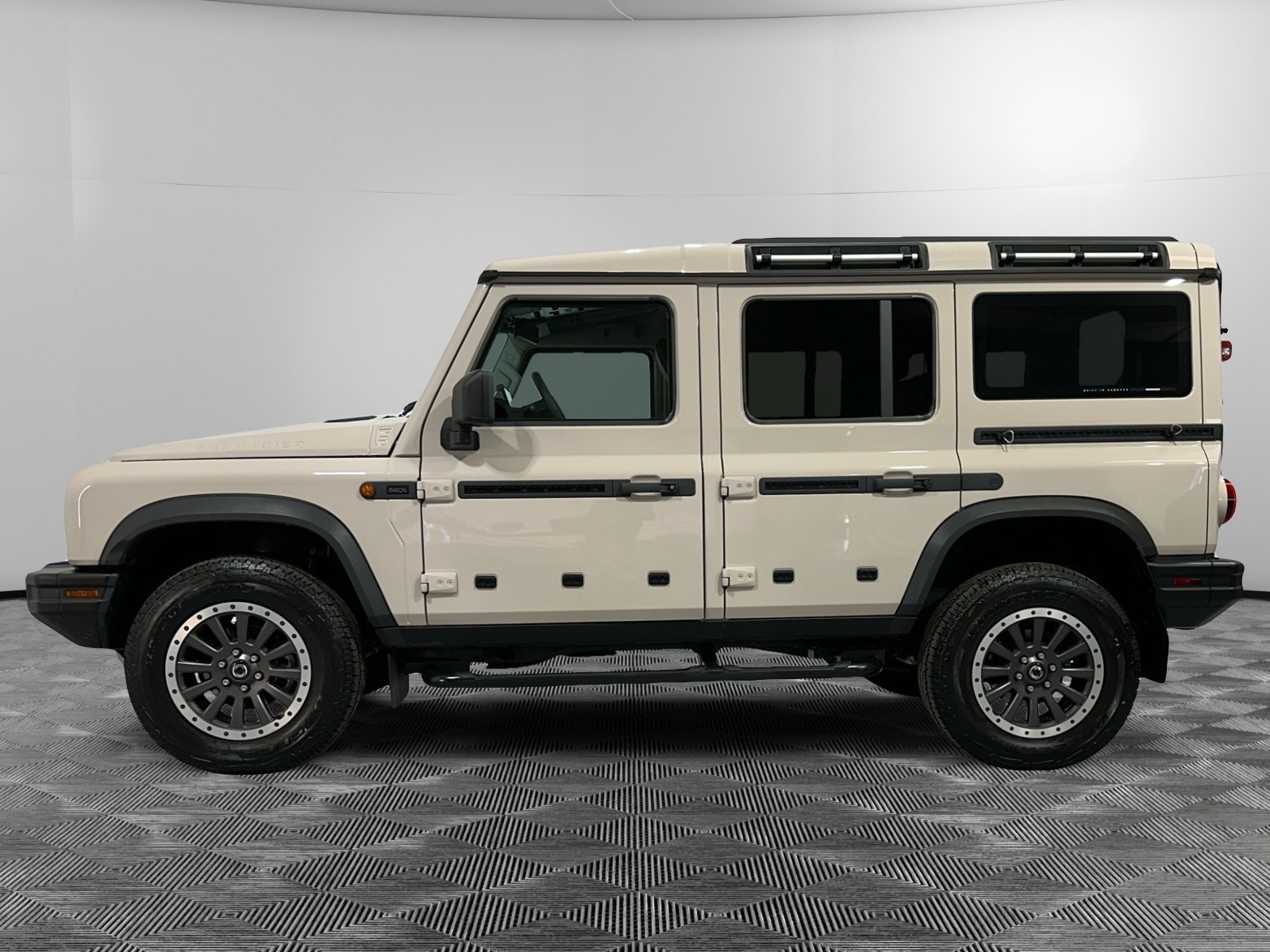 Used 2024 INEOS Grenadier Fieldmaster Edition with VIN SC6GM1CA6RF011819 for sale in Peabody, MA