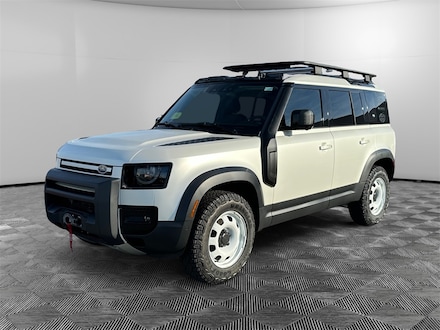 2024 Land Rover Defender 110 TReK Edition SUV