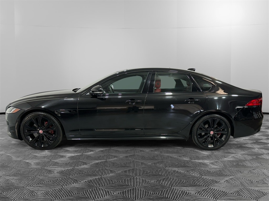 Used 2021 Jaguar XF R-Dynamic SE Sedan