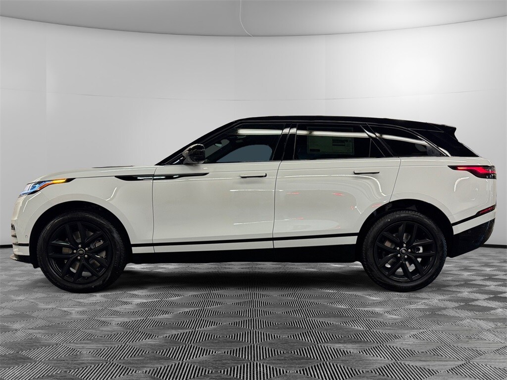 2026 Land Rover Range Rover Velar SE photo 2