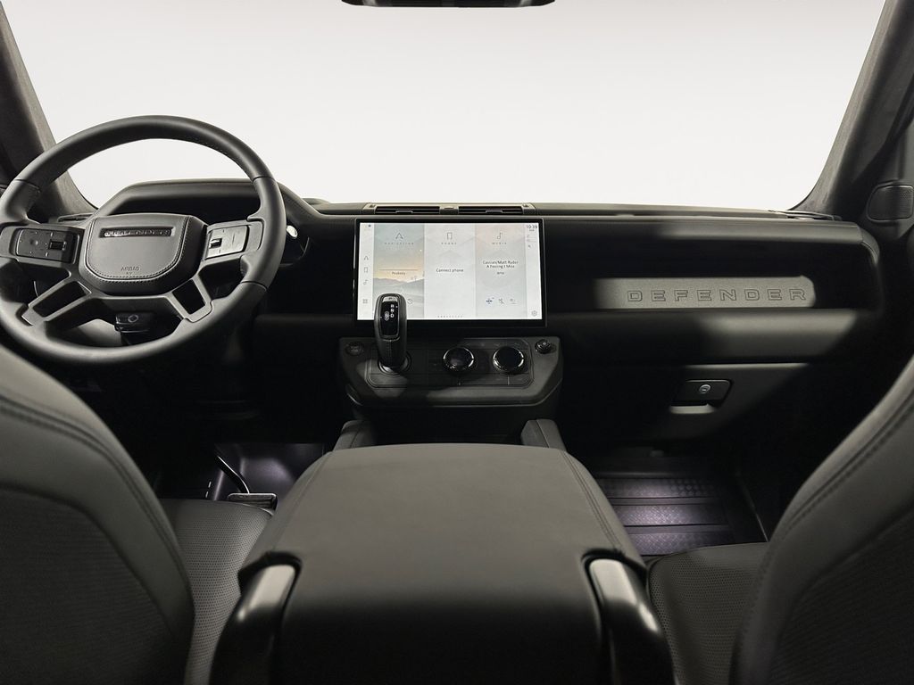 2026 Land Rover Defender OCTA Black - Photo 11