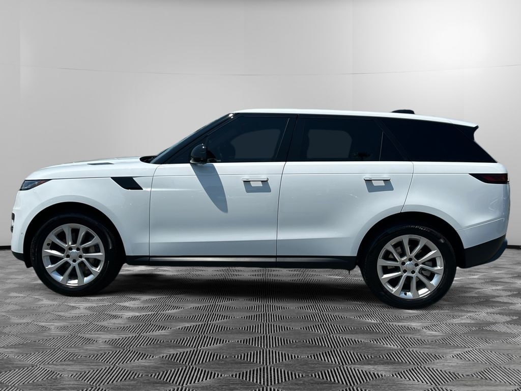 Used 2025 Land Rover Range Rover Sport SE SUV
