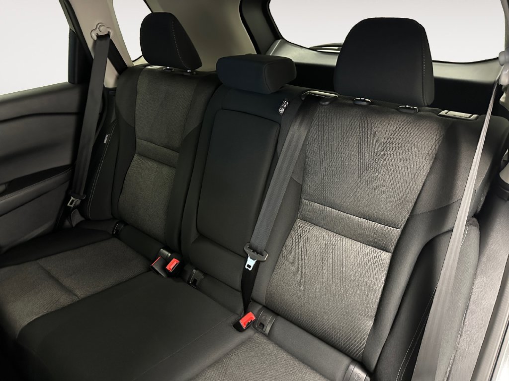 2025 Nissan Rogue SV - Photo 14