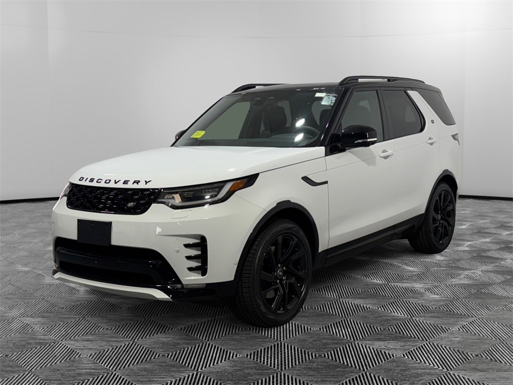2025 Land Rover Discovery Dynamic SE