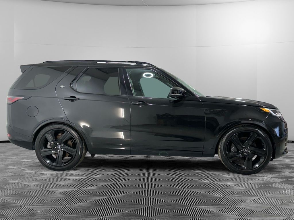 Certified 2024 Land Rover Discovery Dynamic SE SUV