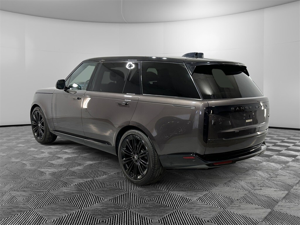 2023 Land Rover Range Rover First Edition photo 2