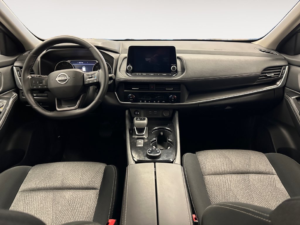 2025 Nissan Rogue SV - Photo 12
