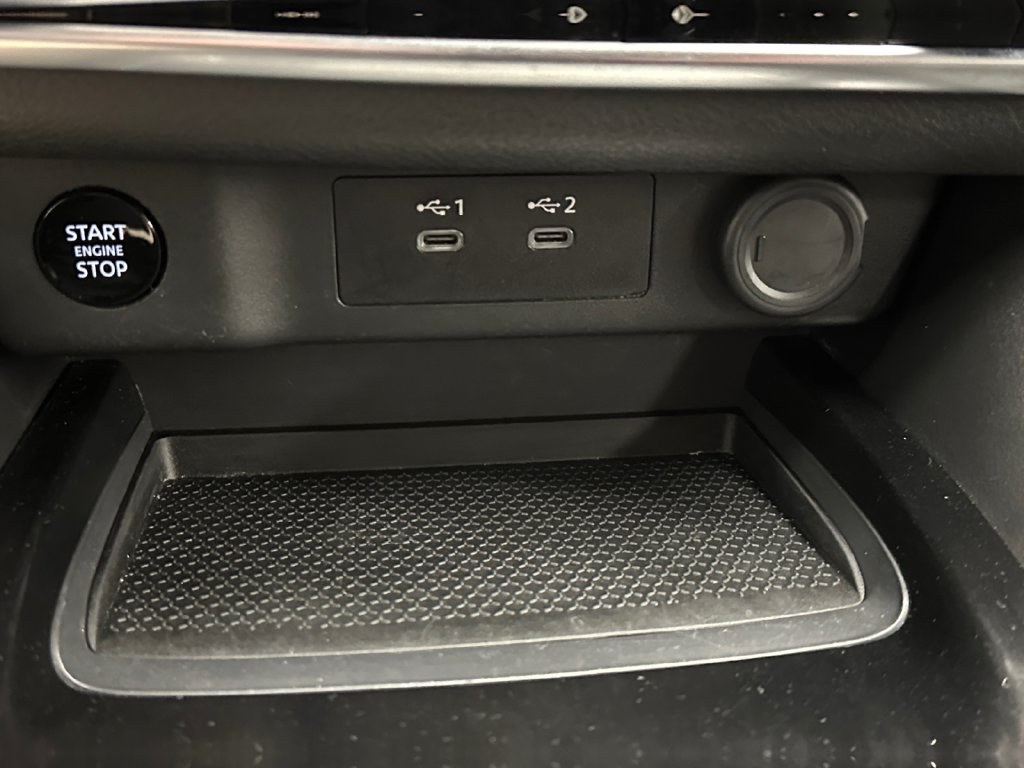 2025 Nissan Rogue SV - Photo 21