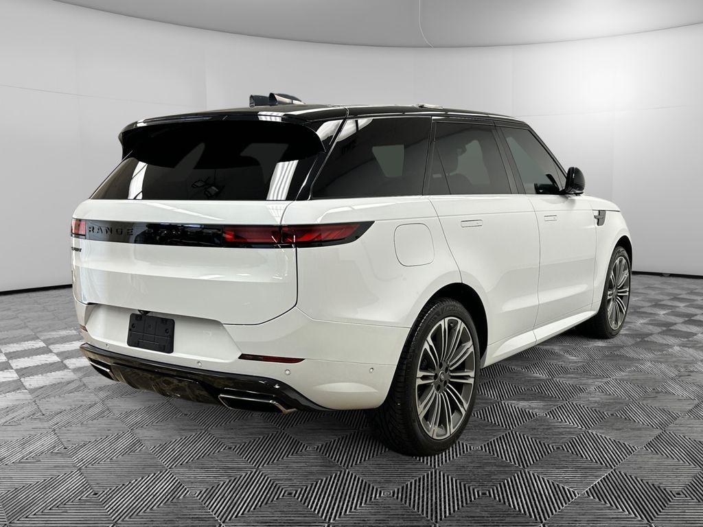 Used 2024 Land Rover Range Rover Sport Dynamic SE SUV
