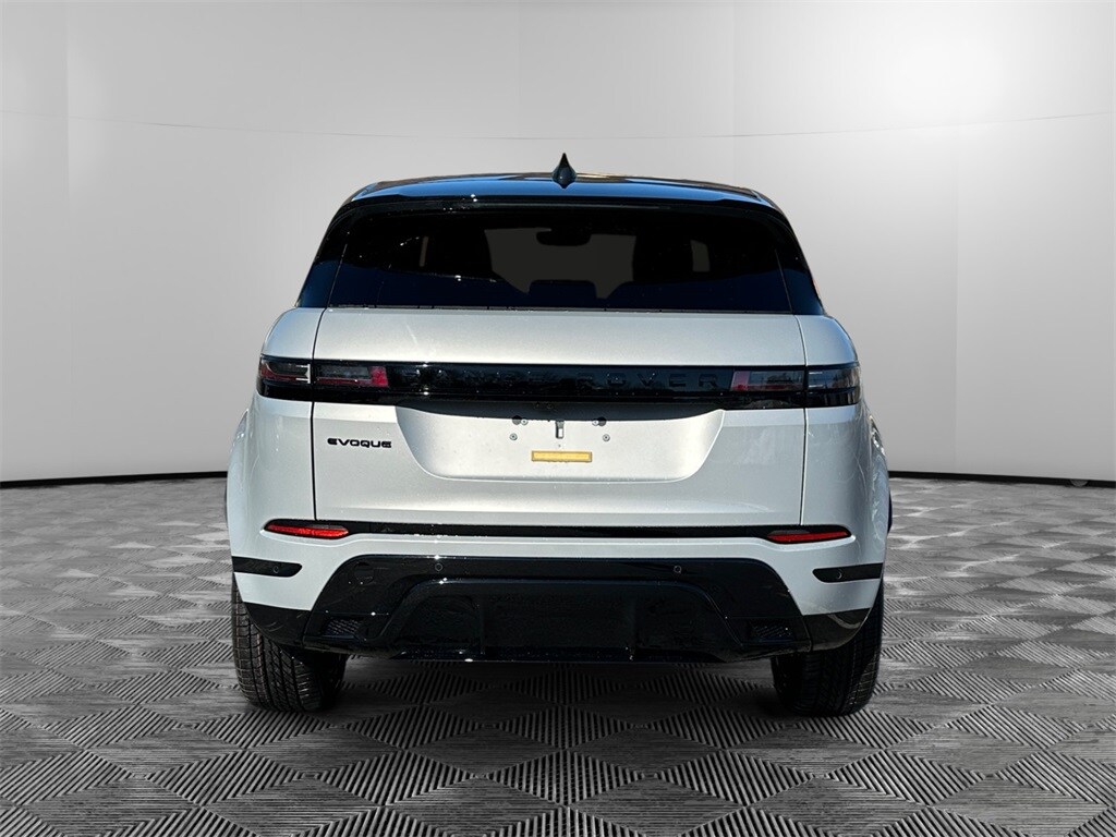 2026 Land Rover Range Rover Evoque Dynamic SE photo 4