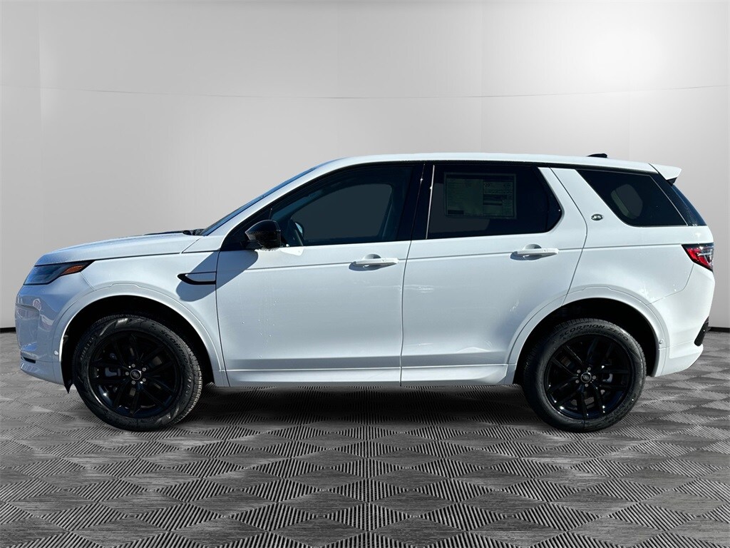 2025 Land Rover Discovery Sport S photo 2