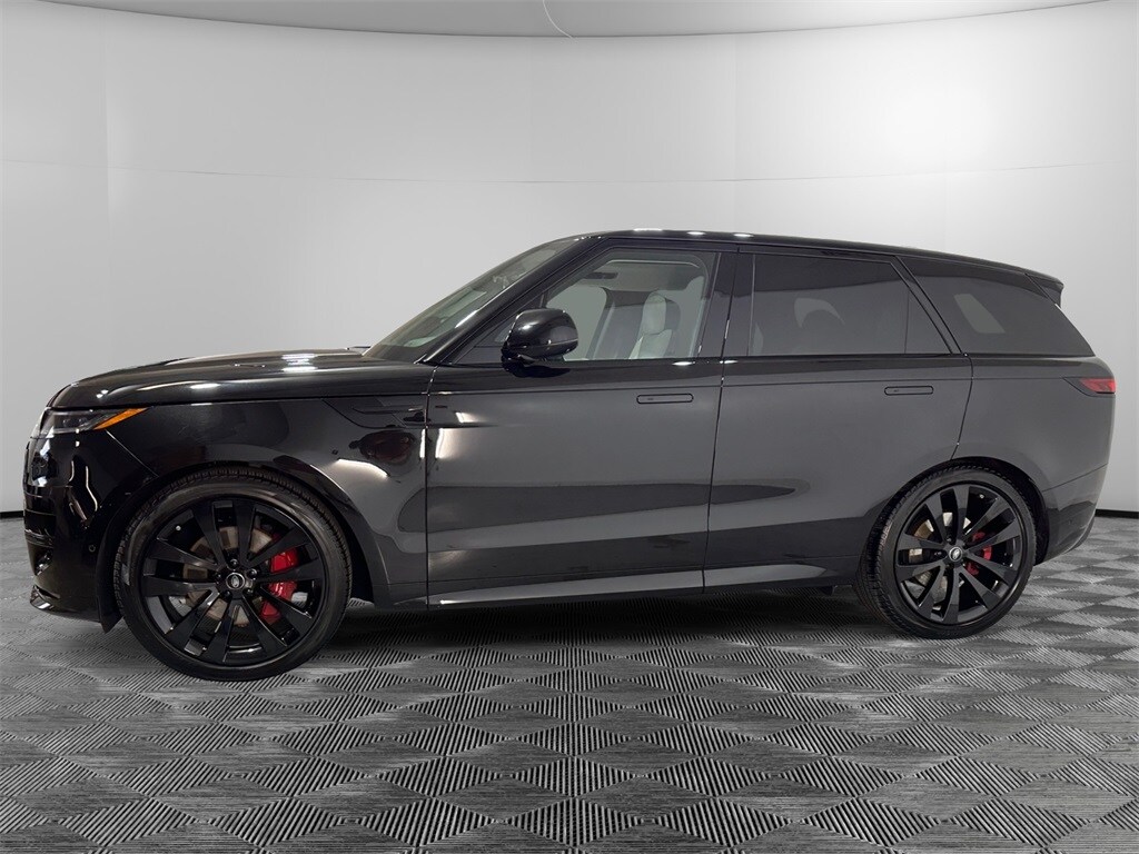 2024 Land Rover Range Rover Sport P400 Dynamic SE photo 2
