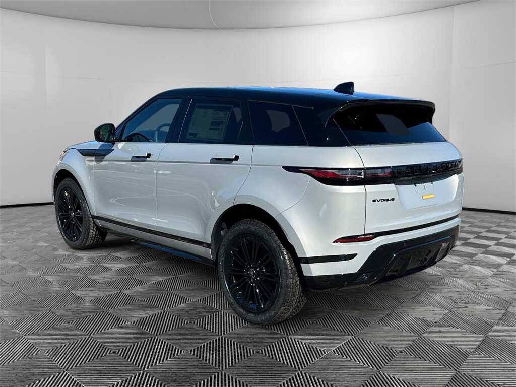 2026 Land Rover Range Rover Evoque Dynamic SE photo 3