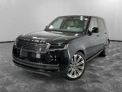 2025 Land Rover Range Rover SE 400PS SUV