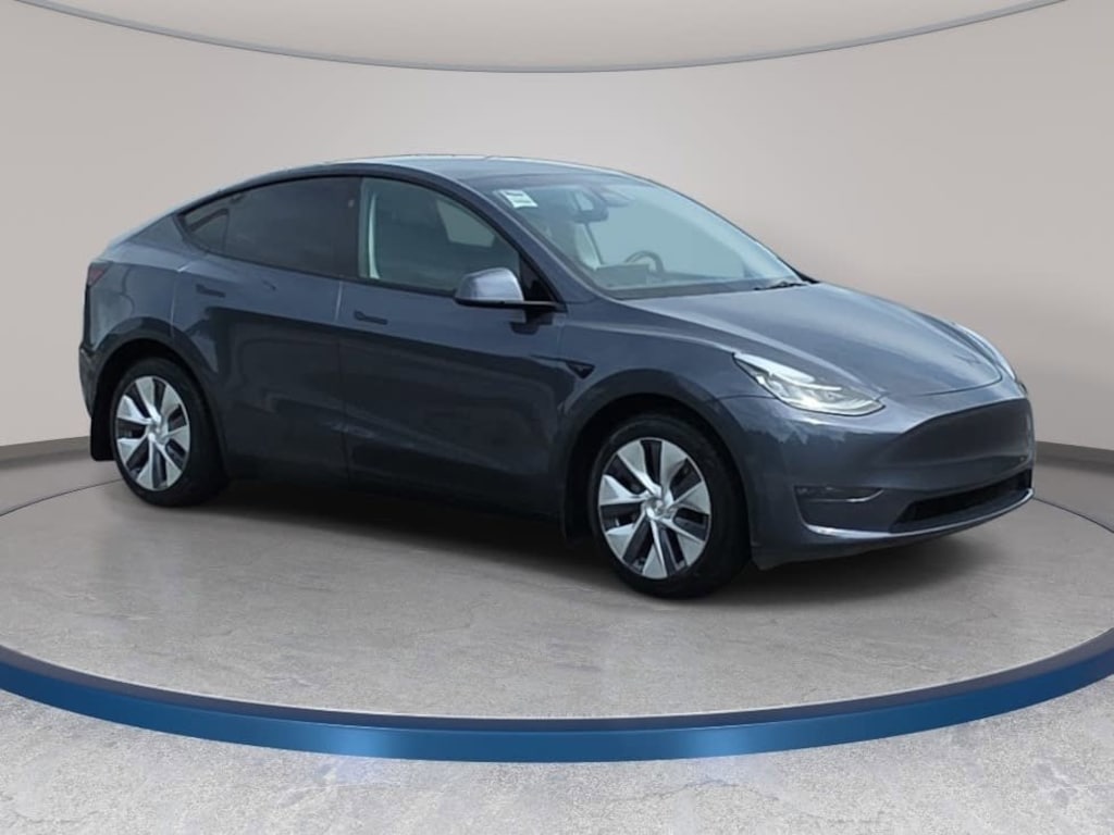 Used 2023 Tesla Model Y Long Range SUV