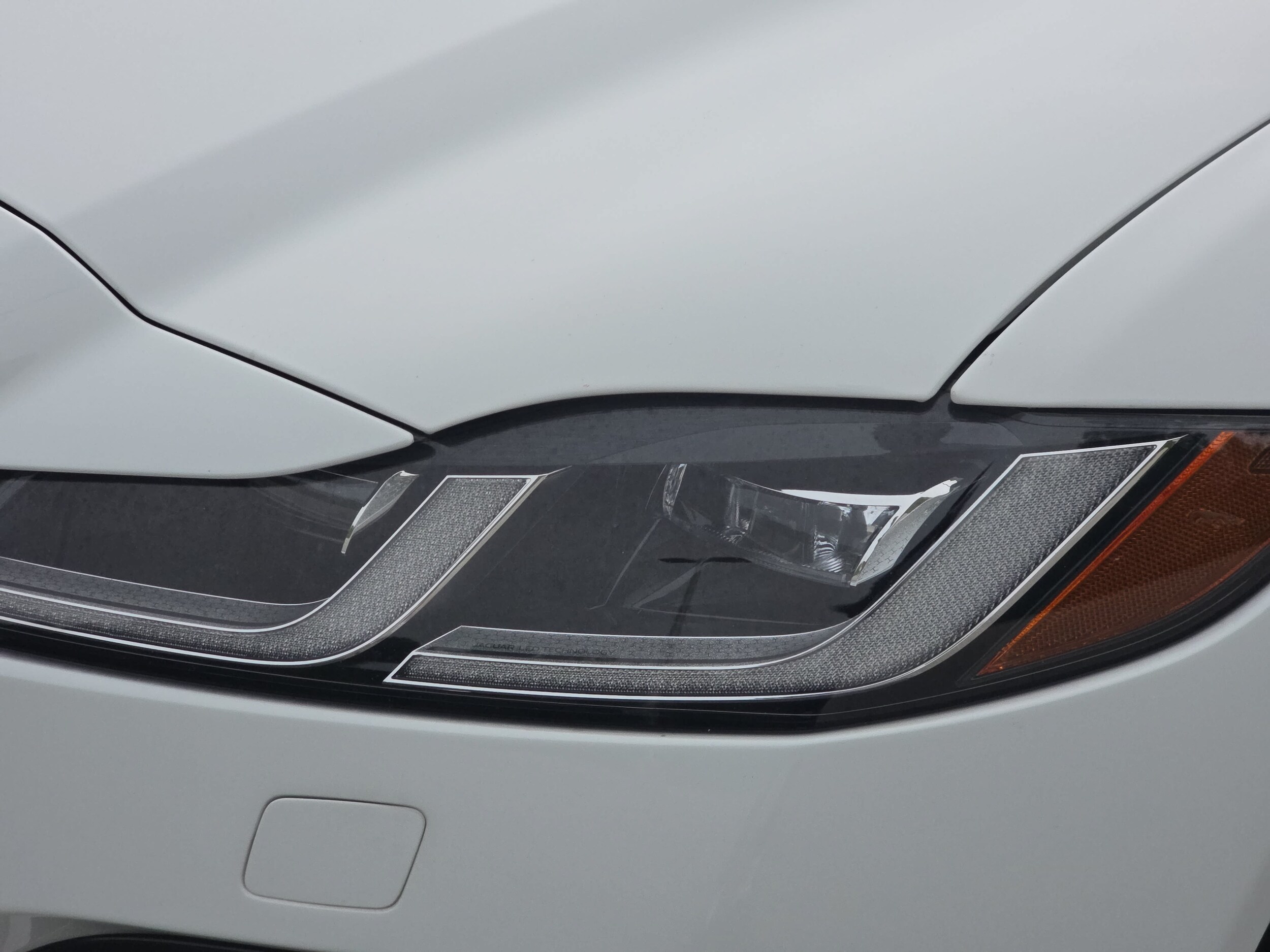 2023 Jaguar XF R-Dynamic SE - Photo 31